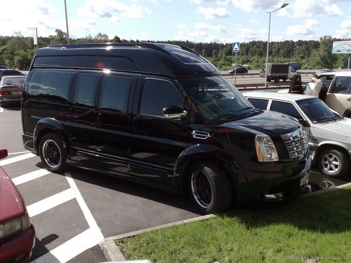 Chevrolet Express Cadillac