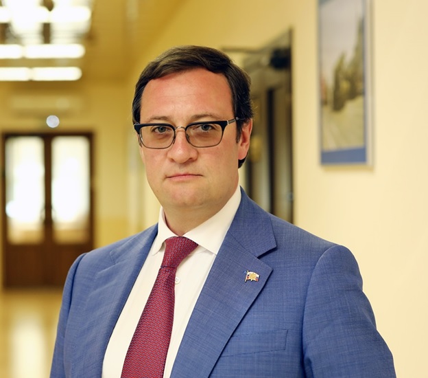 Бывший директор машиностроительного завода "Авангард" Александр Ведров