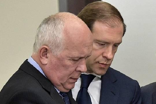 Чемезов и Мантуров вместе претерпевают лишения, скорбя о государстве. А их родственники на этом государств наживаются?