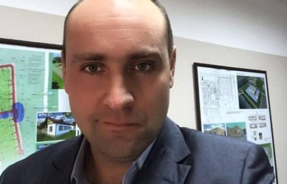Александр Дубровский