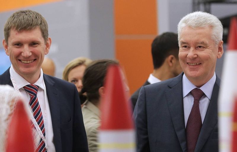 Москва ждёт, Максим Геннадьевич?