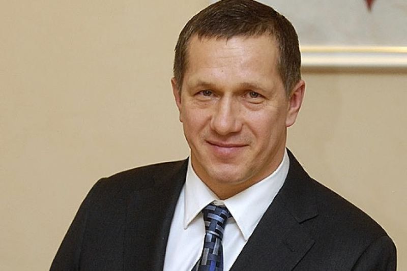 Полпред президента в Дальневосточном федеральном округе Юрий Трутнев горой стоит за врио Приморья Кожемяку