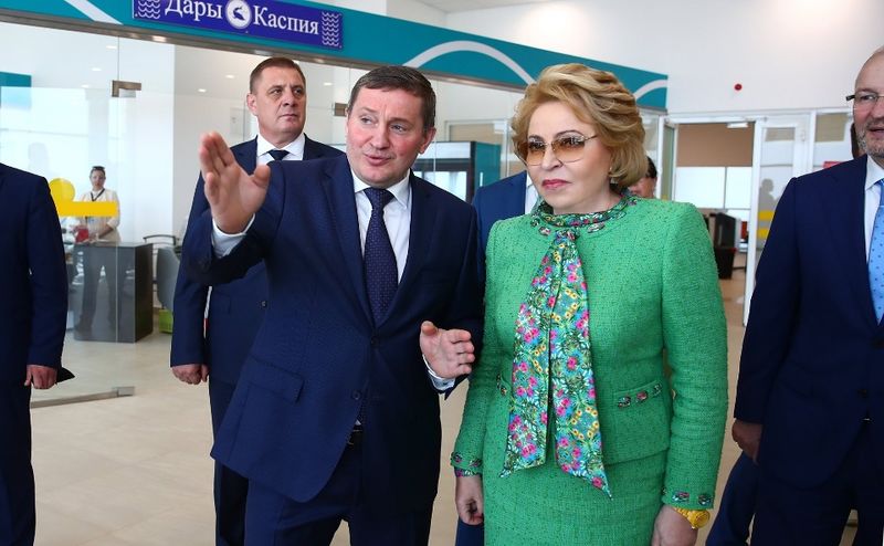 Коррупционные скандалы то и дело сотрясают Волгоградскую область. Люди неоднократно обращались по этому поводу к главе СФ Валентине Матвиенко