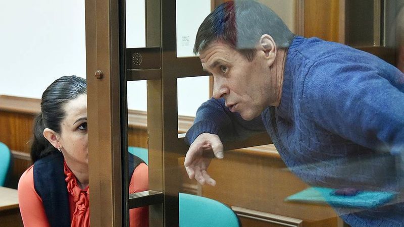 Александр Ламонов сдаёт Ливинского?