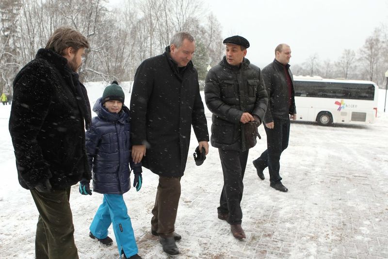 Дмитрий Рогозин, Константин Малафеев и Александр Шестун в Серпуховском районе  обсуждают начало строительства самого крупного в Европе стрельбища